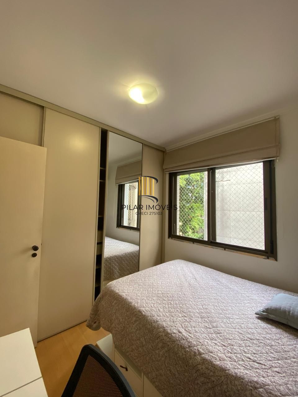 Apartamento 3 Dormitórios com Suíte, Closet, Sacada e Piso Laminado — Próximo ao Mãe de Deus e Praia de Belas