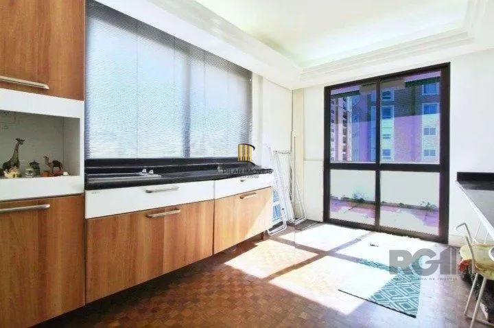 COBERTURA DUPLEX  A VENDA 4 DORMITÓRIOS (2 SUÍTES) NO BELA VISTA