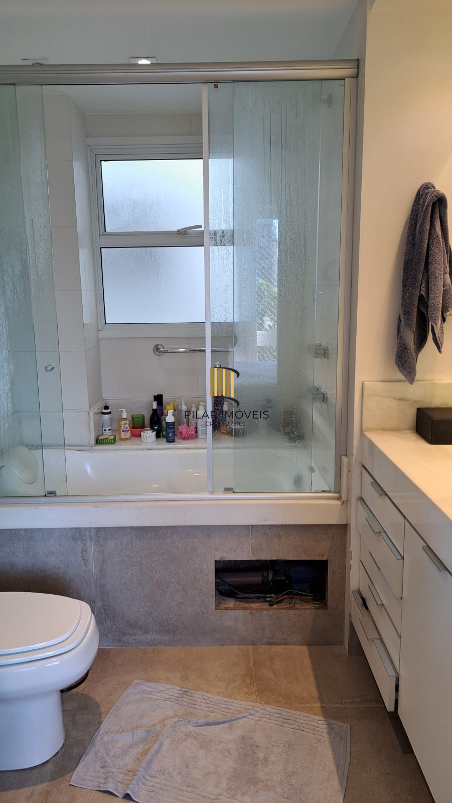 COBERTURA NO BAIRRO RIO BRANCO 3 DORMITÓRIOS