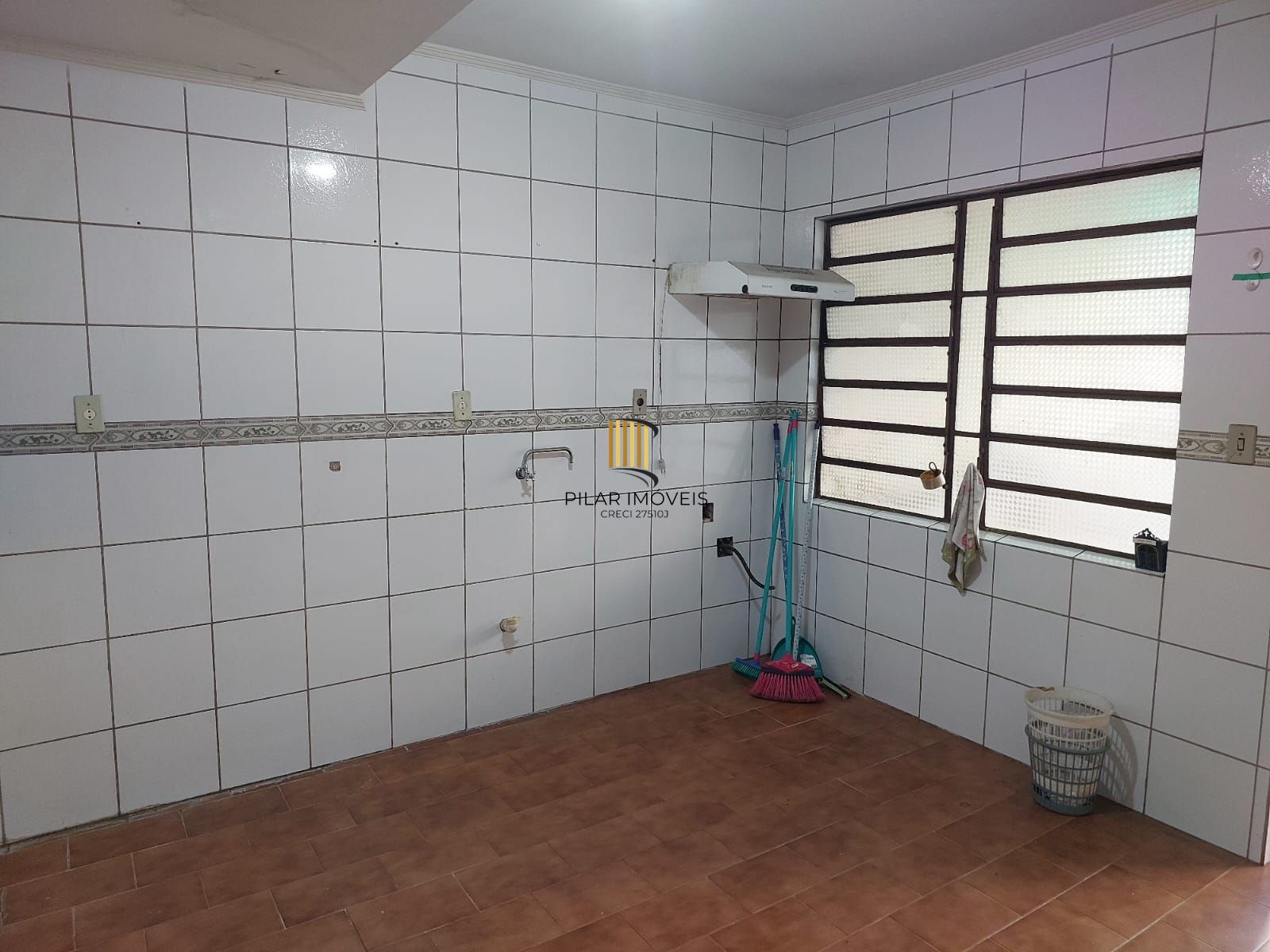Casa com 5 dormitórios no bairro Rio Branco.