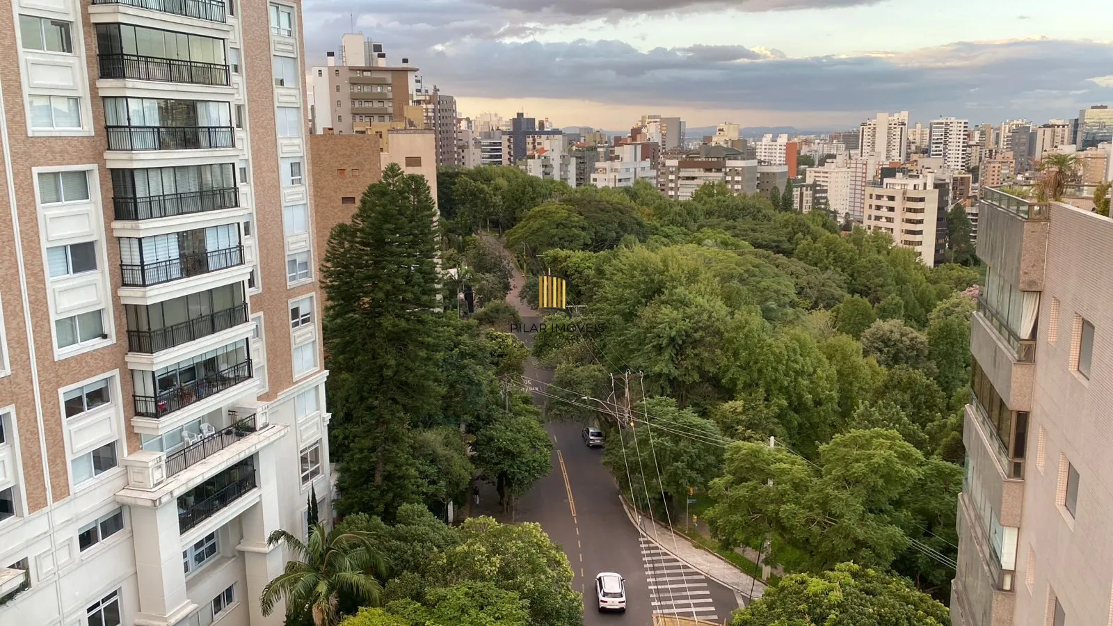 COBERTURA DUPLEX  A VENDA 4 DORMITÓRIOS (2 SUÍTES) NO BELA VISTA