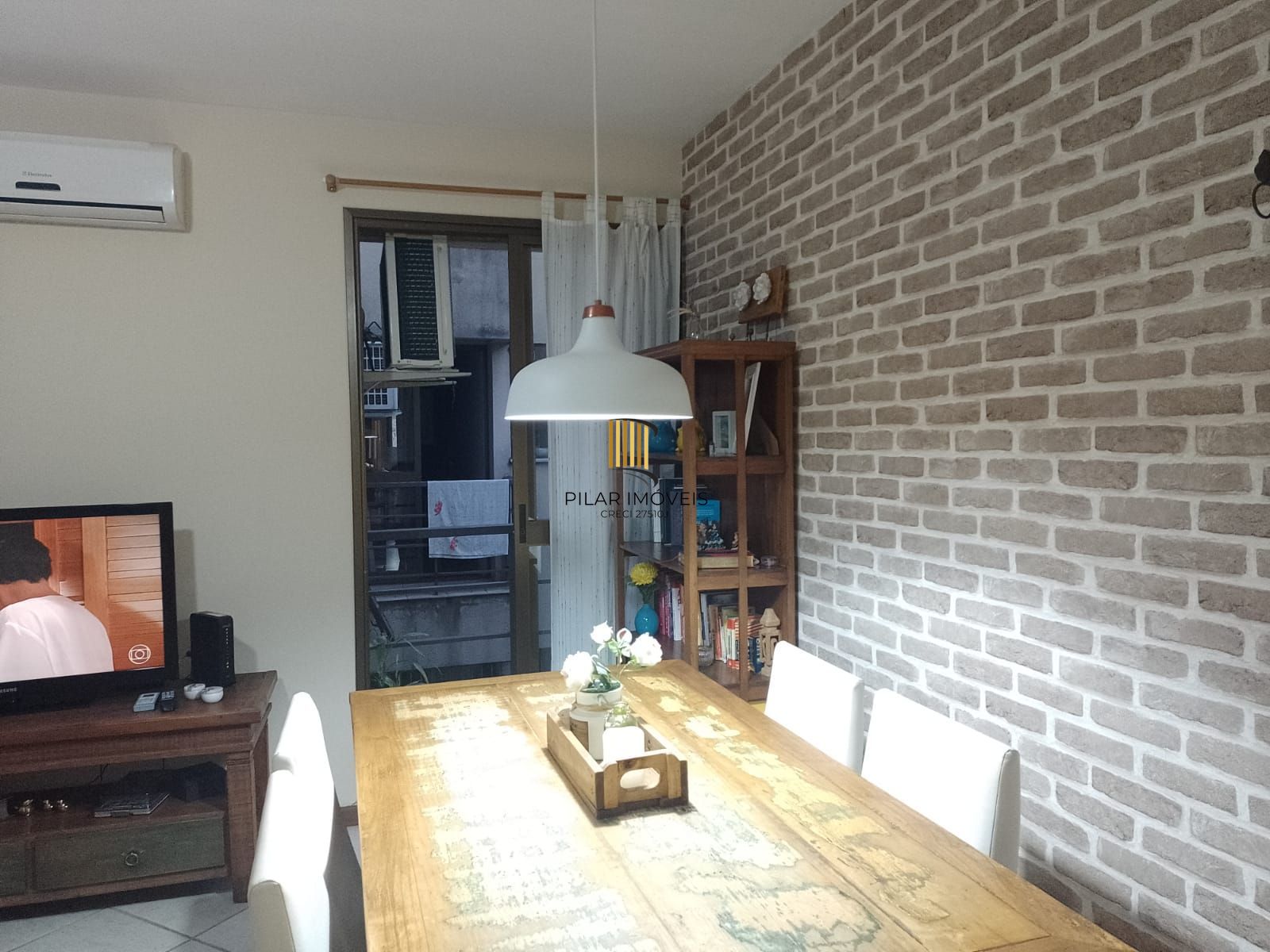 Apartamento 2 dormitórios com vaga no Rio Branco - Pilar Imóveis