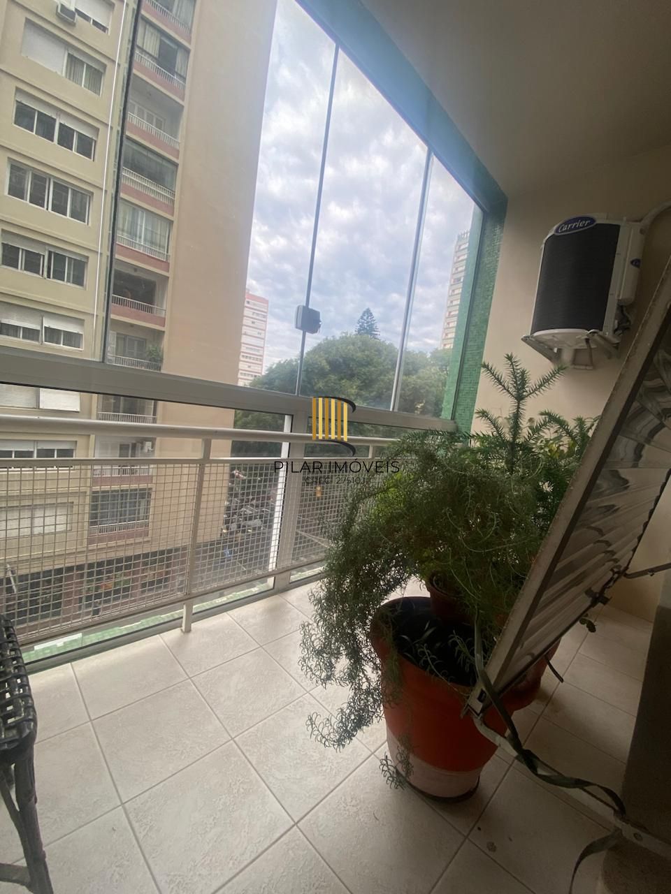 Apartamento de 3 dormitórios com 208m2 privativos em frente ao colégio Bom Conselho.