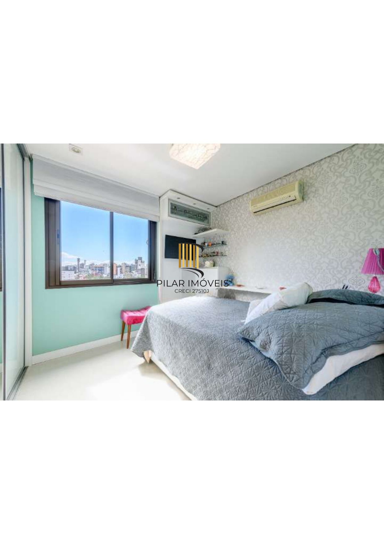Semi mobiliada, cobertura duplex , maravilhosa em rua calma , próximo ao Grêmio Náutico União.