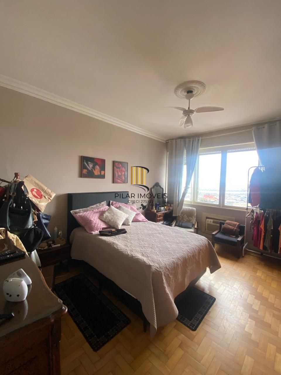 Vista panorâmica de cinema.