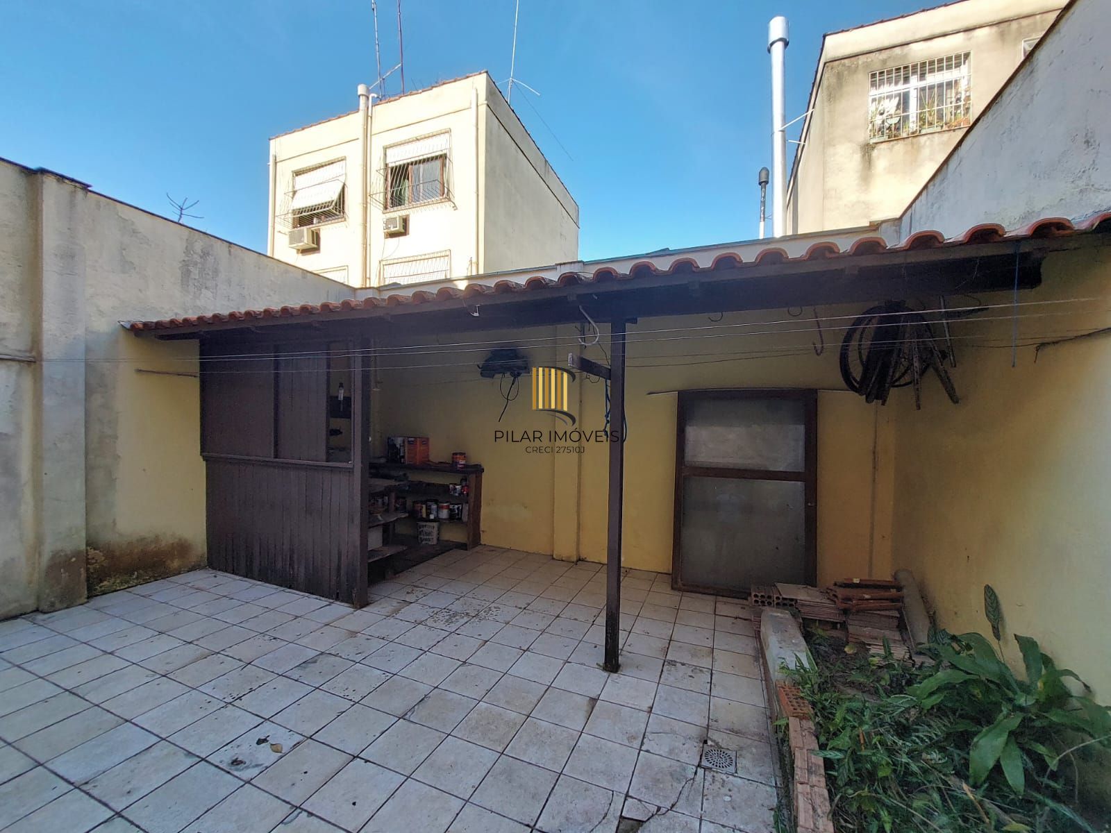 Casa com 5 dormitórios no bairro Rio Branco.