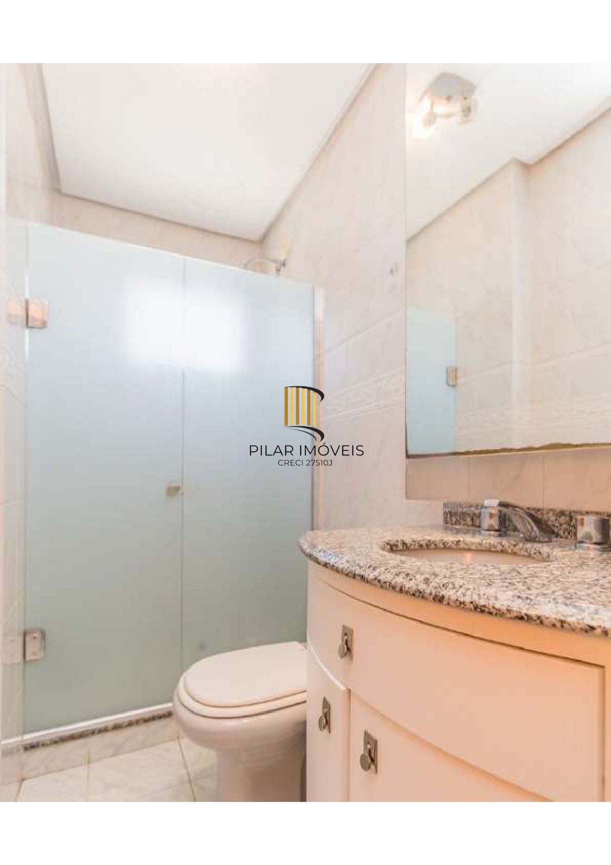 Cobertura duplex nos altos do Rio Branco.