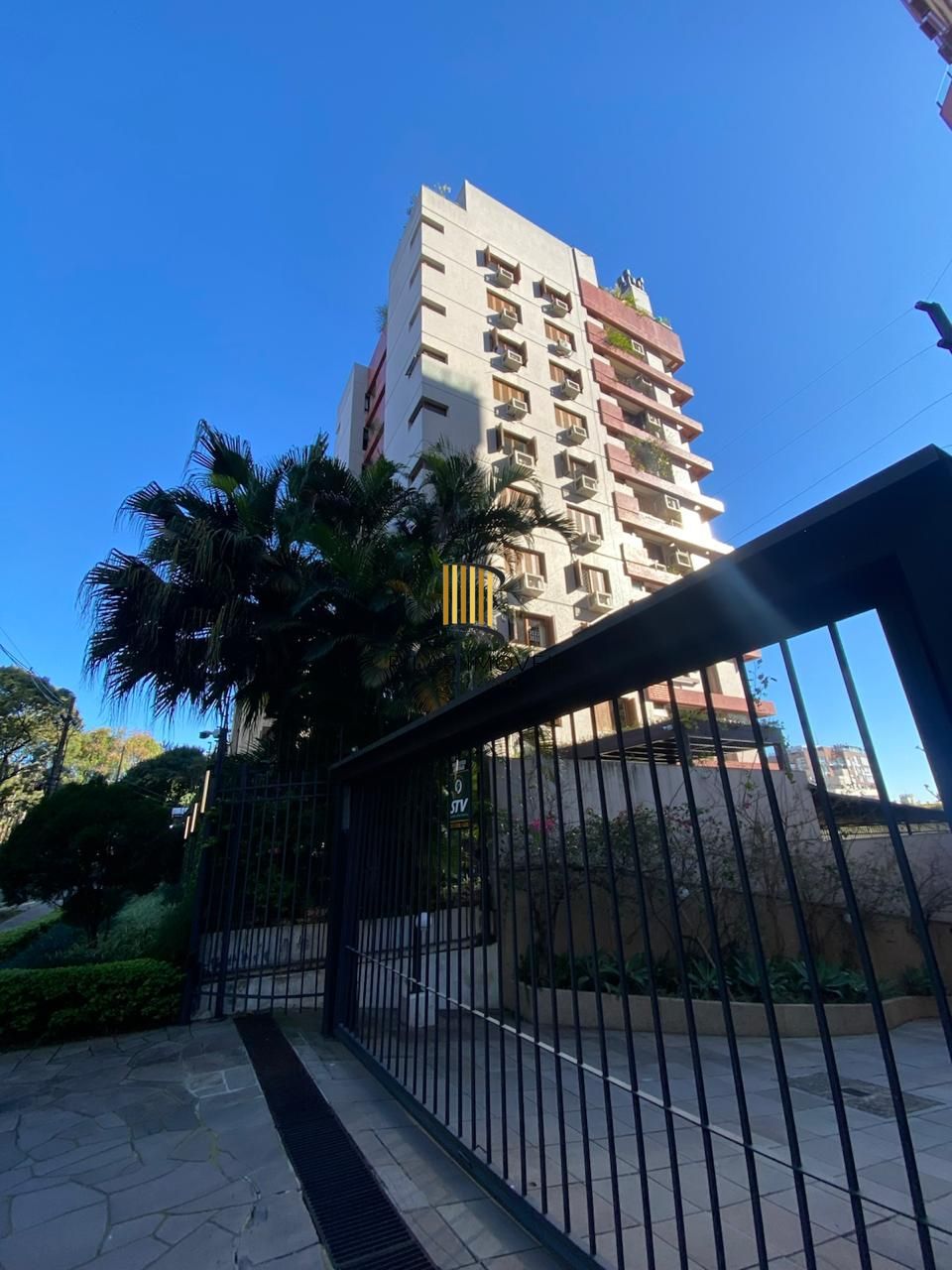 Impecável apartamento mobiliado.