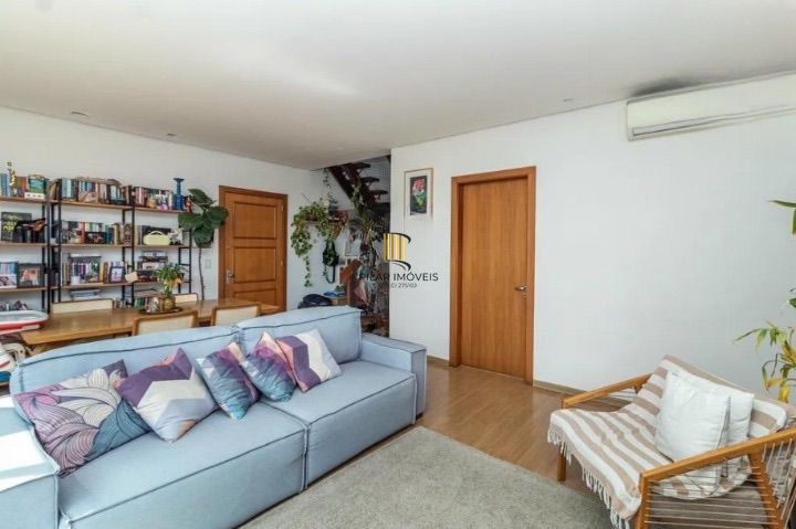 Cobertura duplex à venda bairro Rio Branco