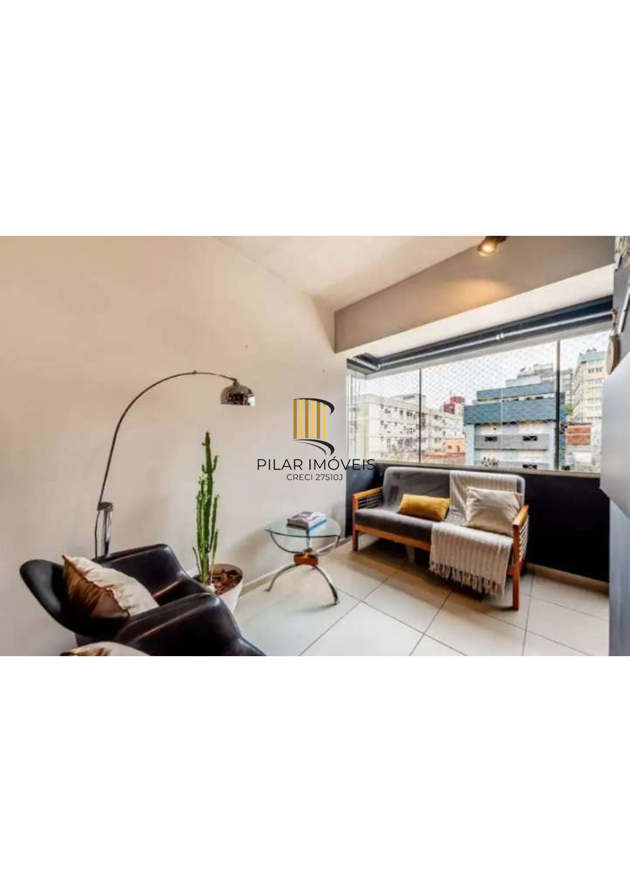 Semi mobiliado como novo. Totalmente reformado.