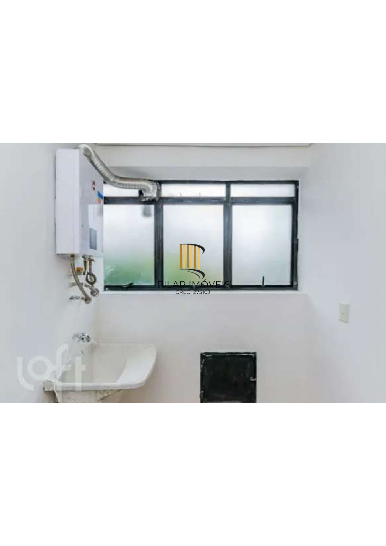 Apartamento 2 dormitórios ,Semi mobiliado no bairro Petrópolis.