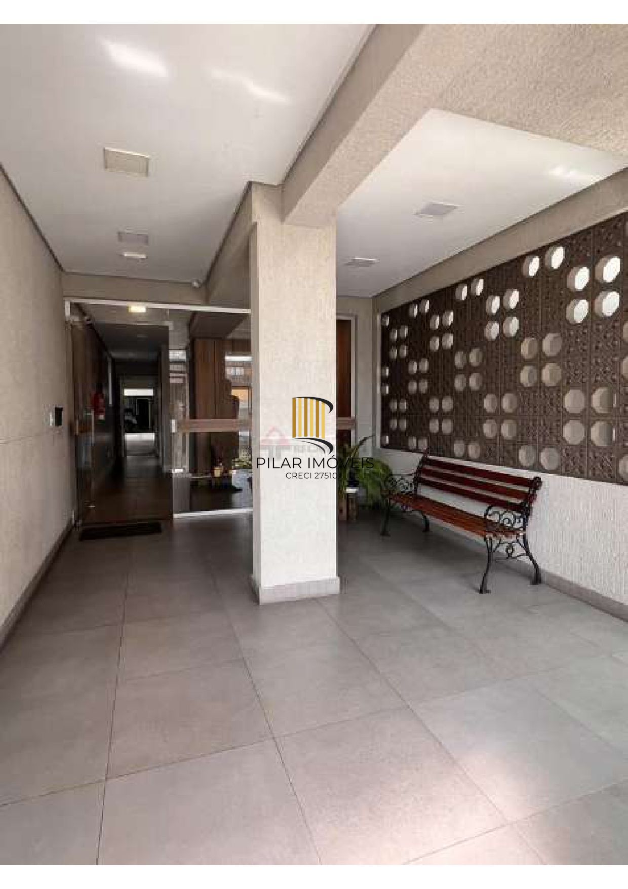 Apartamento à Venda no Bairro Floresta, Porto Alegre, RS