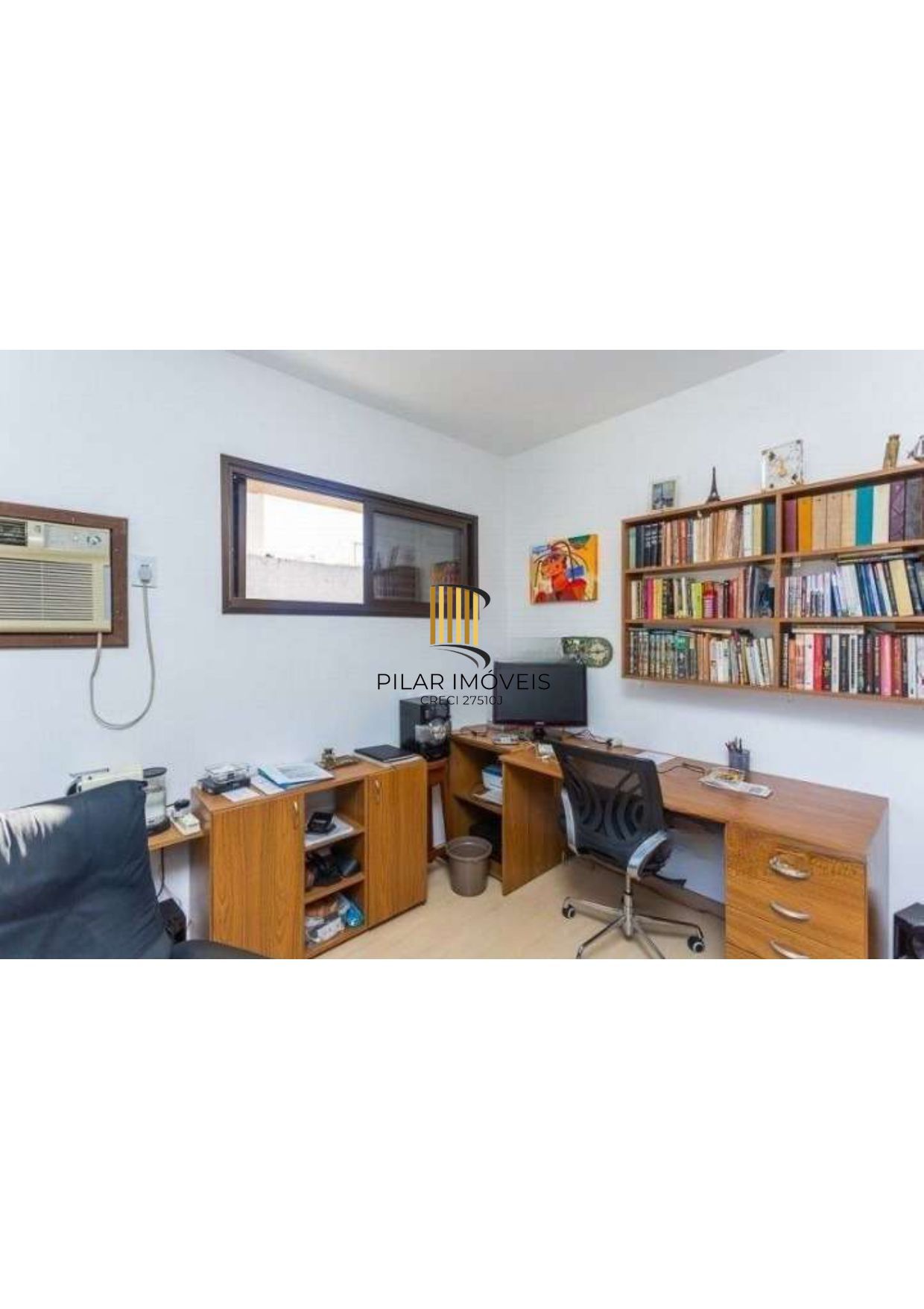 APARTAMENTO 2 DORMITÓRIOS, 2 SACADAS, GARAGEM. BAIRRO INDEPENDÊNCIA