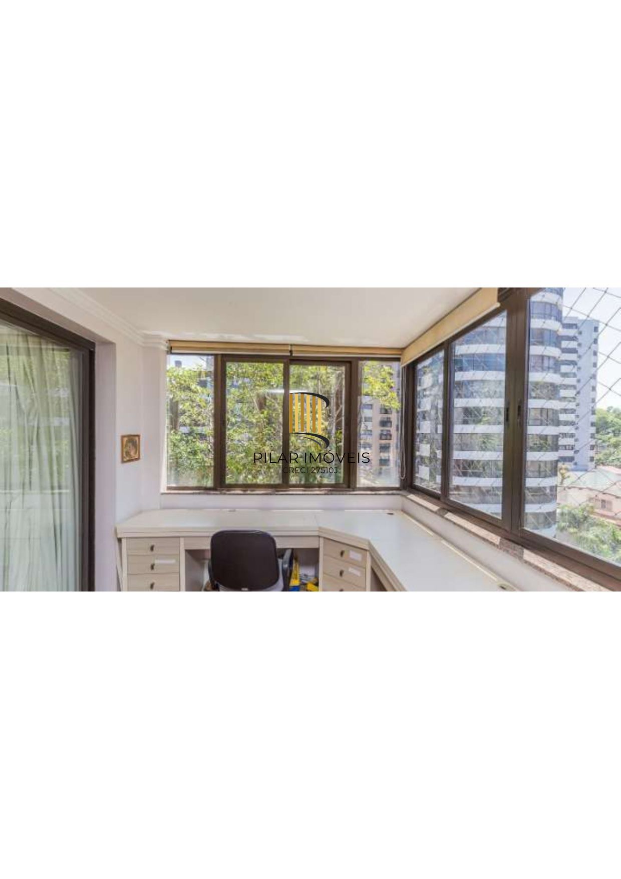 Cobertura duplex nos altos do Rio Branco.