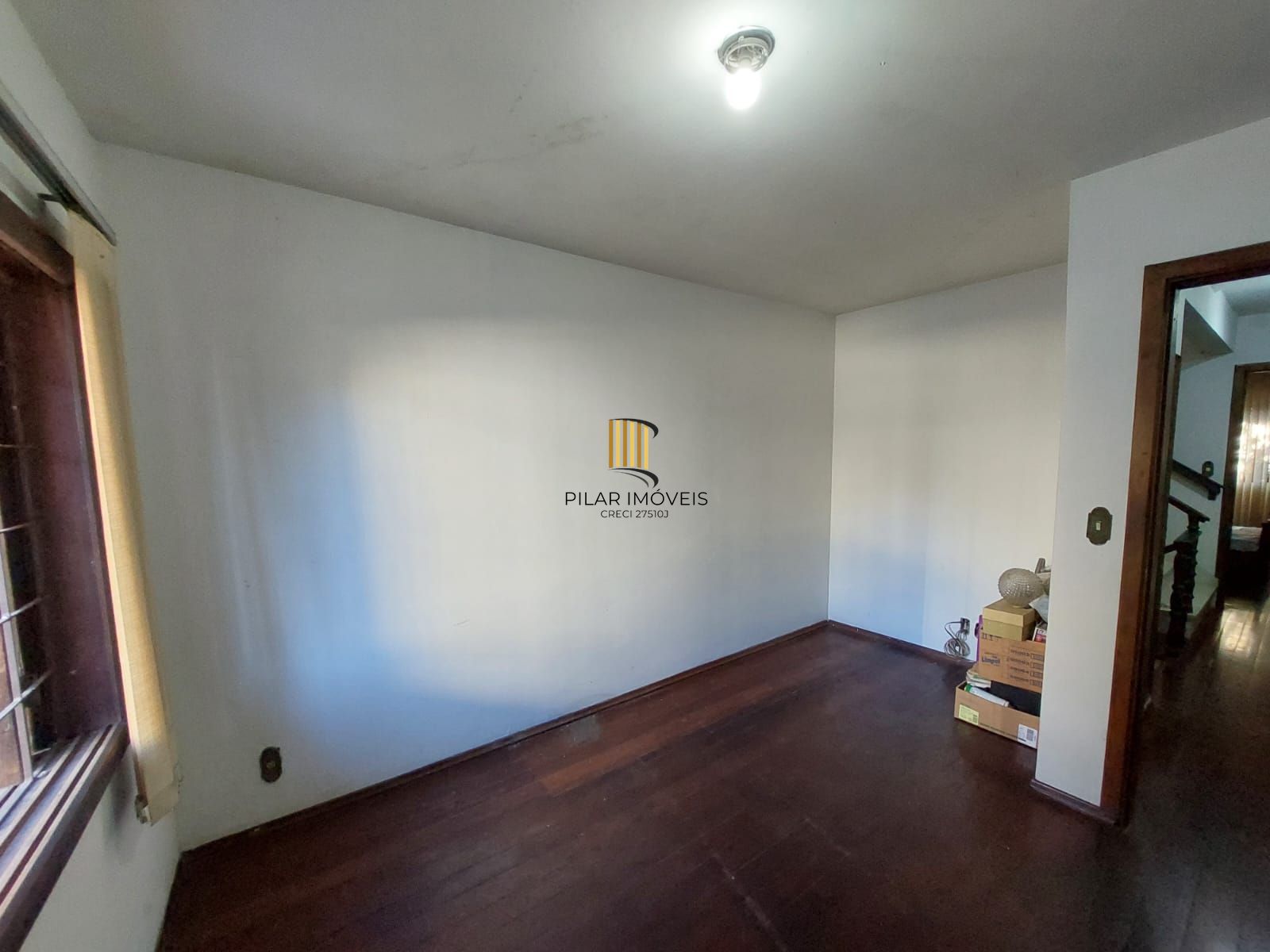 Casa com 5 dormitórios no bairro Rio Branco.