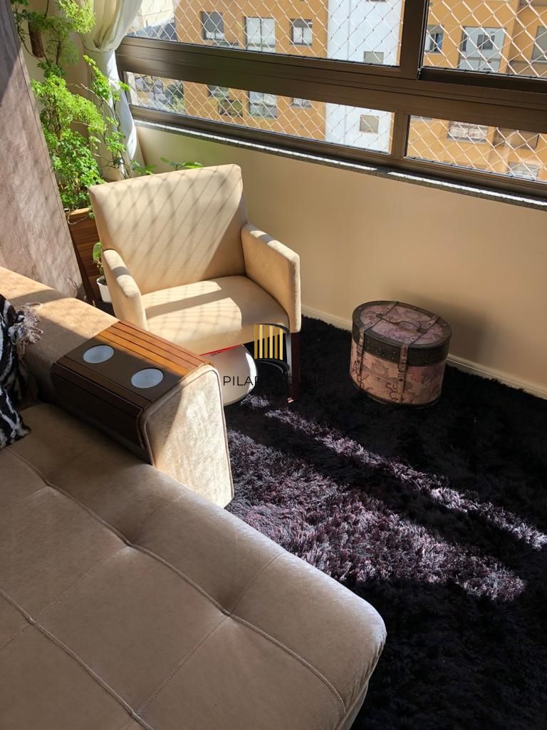 Apartamento 2 dormitórios, 2 vagas, elevado Centro Histórico