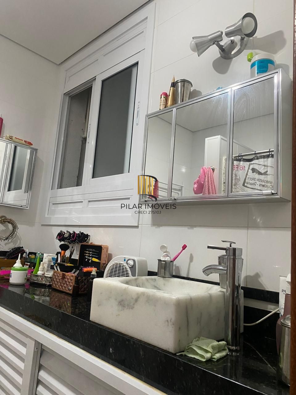 Vista cinematográfica de 180 graus. Impecável