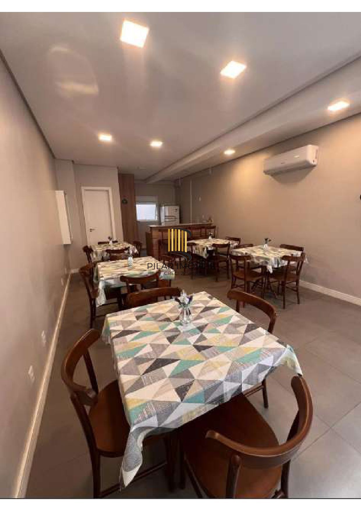 Apartamento à Venda no Bairro Floresta, Porto Alegre, RS