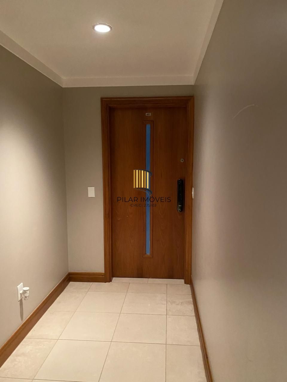 SEMI MOBILIADO