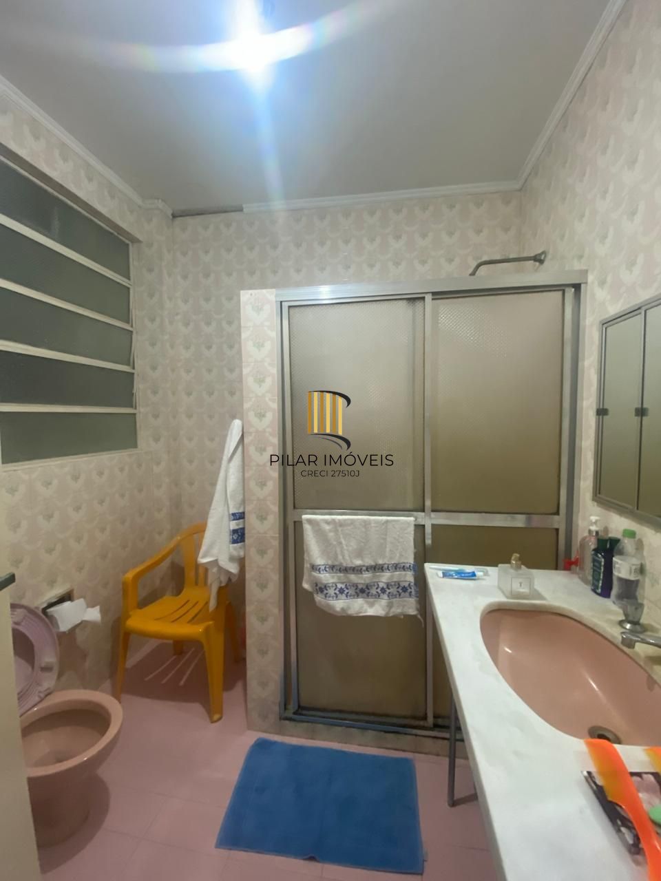 Apartamento de 3 dormitórios com 208m2 privativos em frente ao colégio Bom Conselho.