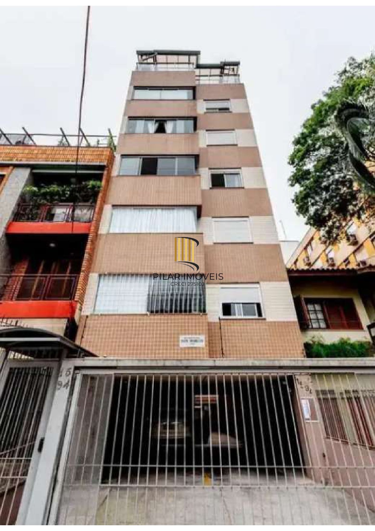 Semi mobiliado como novo. Totalmente reformado. - Pilar Imóveis