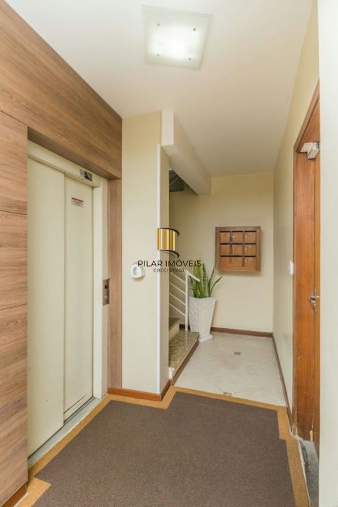 Cobertura duplex a venda 3 dormitórios Menino Deus