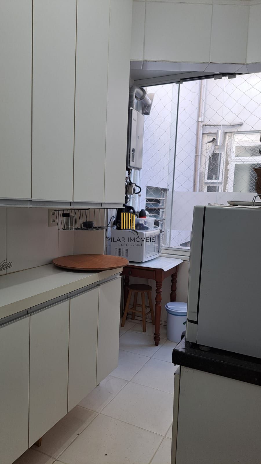 2 dormitórios com elevador e vaga escriturada no Rio Branco