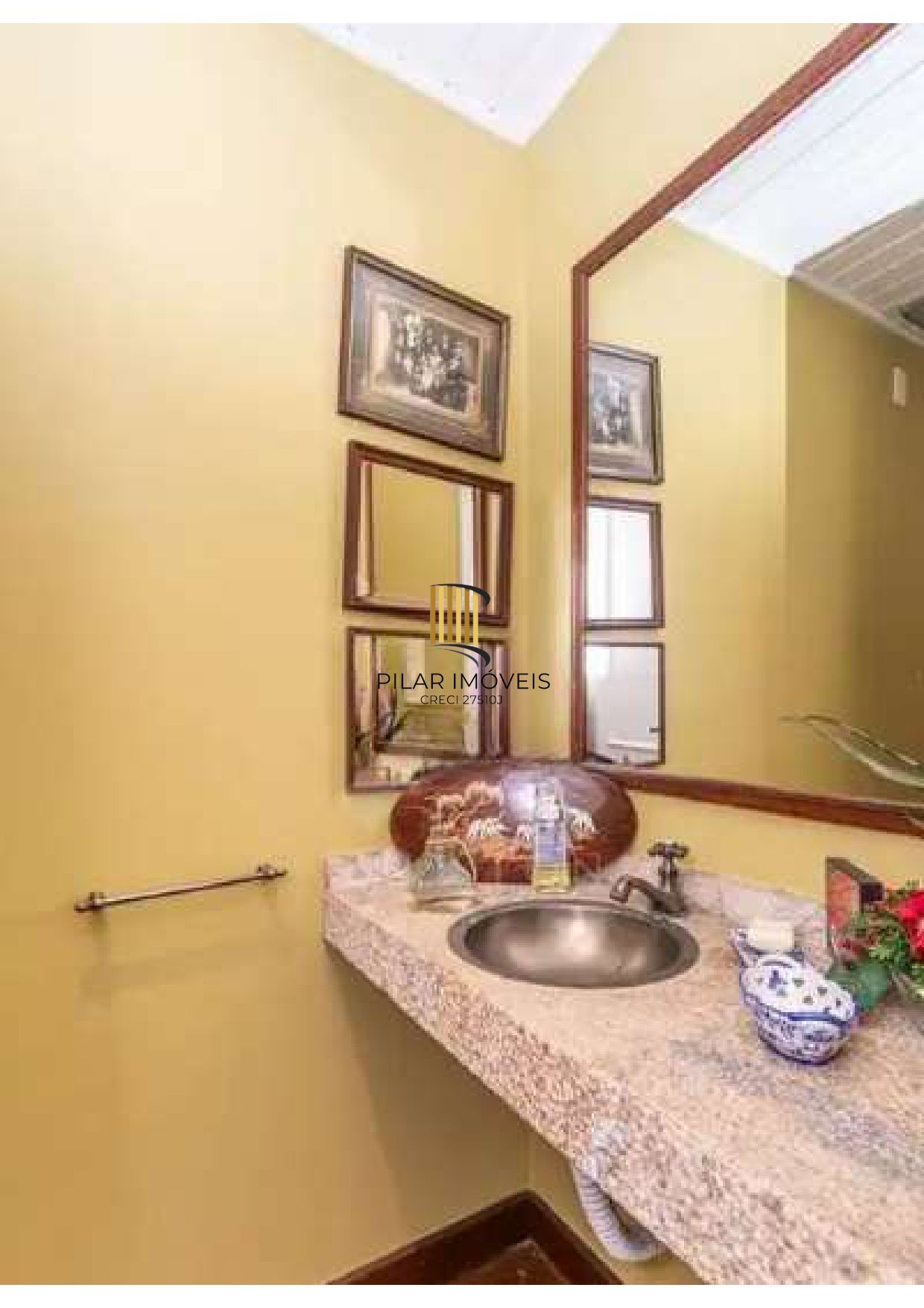 Maravilhosa cobertura duplex tipo casa suspensa no coração do Bela Vista.