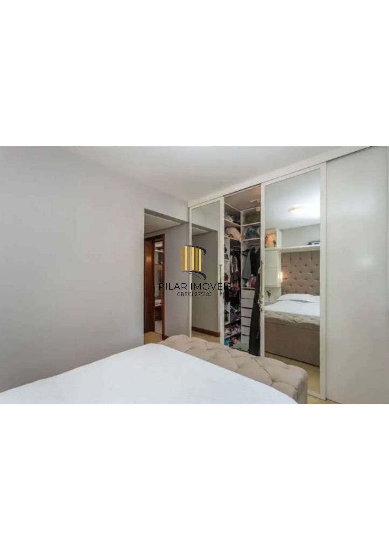 Semi mobiliado , 3 dormitórios ( 1 suite com closet), banho social e auxiliar no bairro Rio Branco.