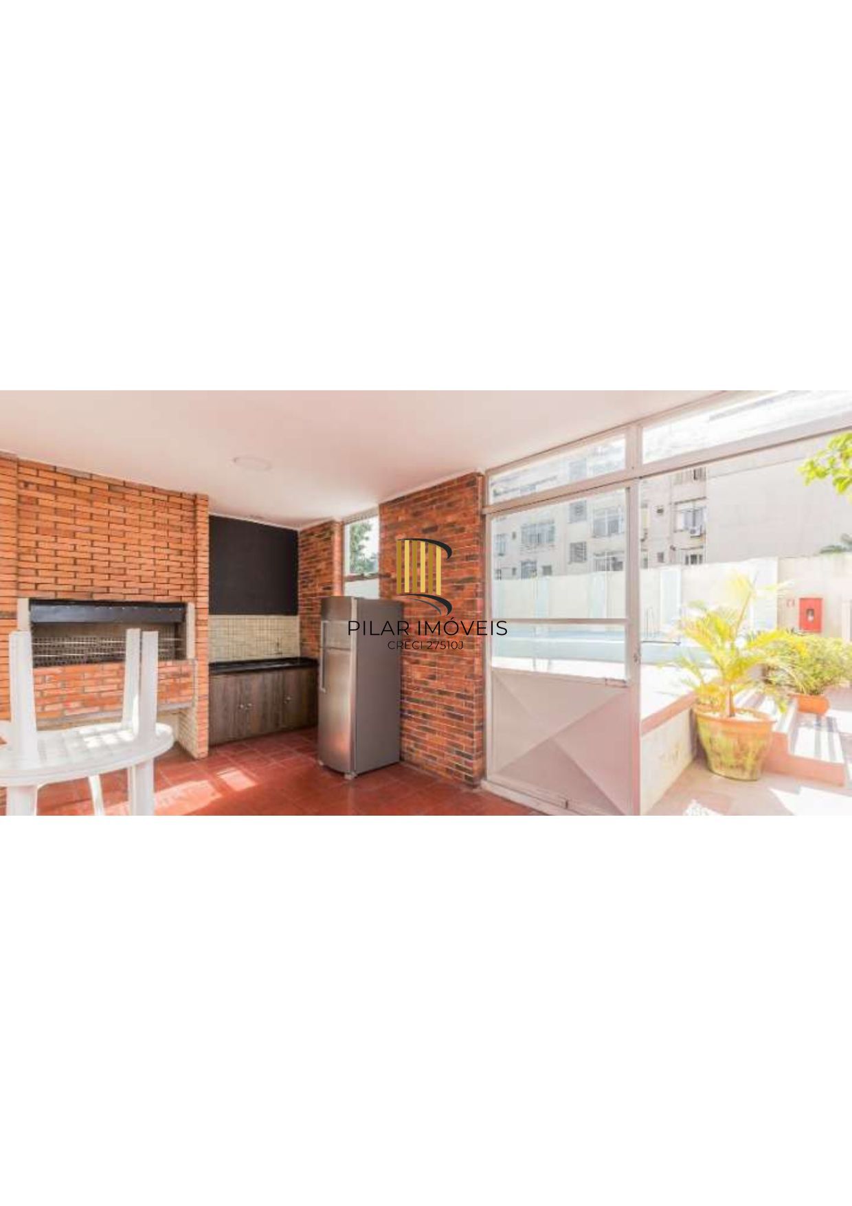 Cobertura duplex a venda no bairro mais charmoso, de Porto Alegre.