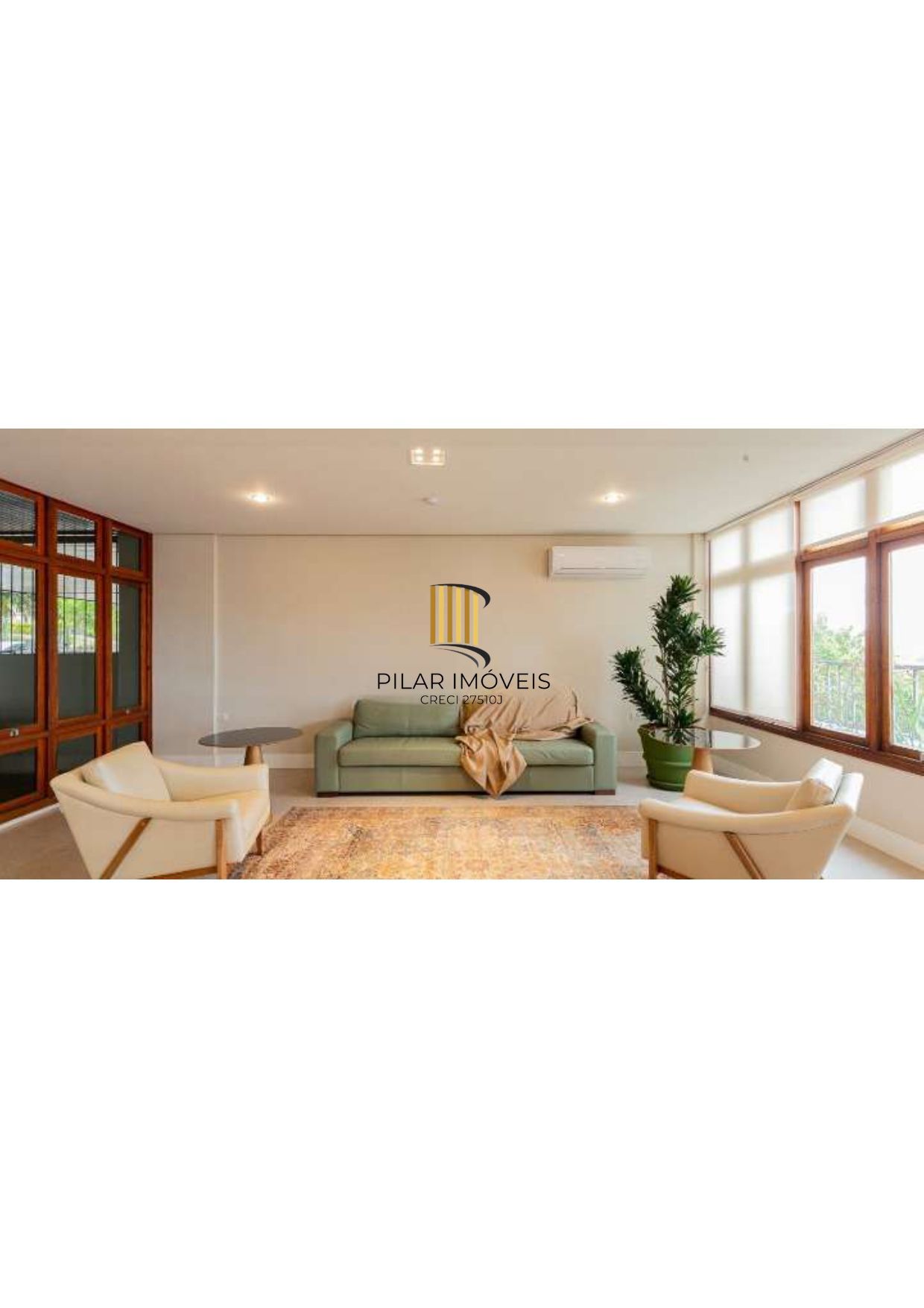 Espaçosa cobertura na rua mais charmosa do bairro Moinhos de Vento.