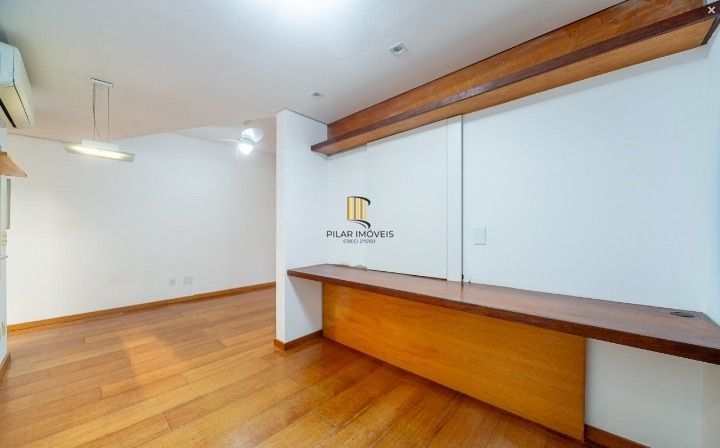 Apartamento à venda 2 dormitórios 1 suíte bairro Mont Serrat