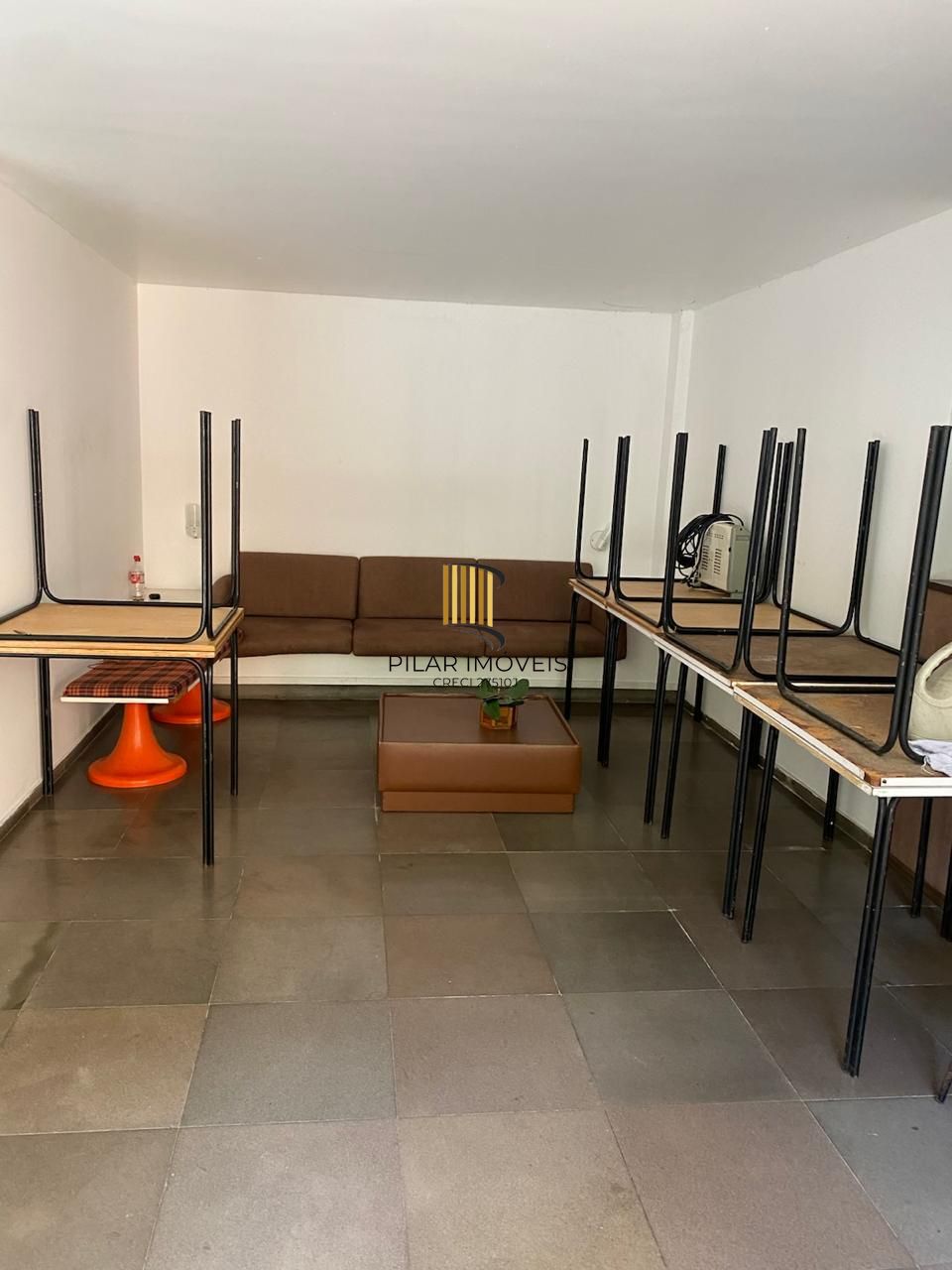 SEMI MOBILIADO