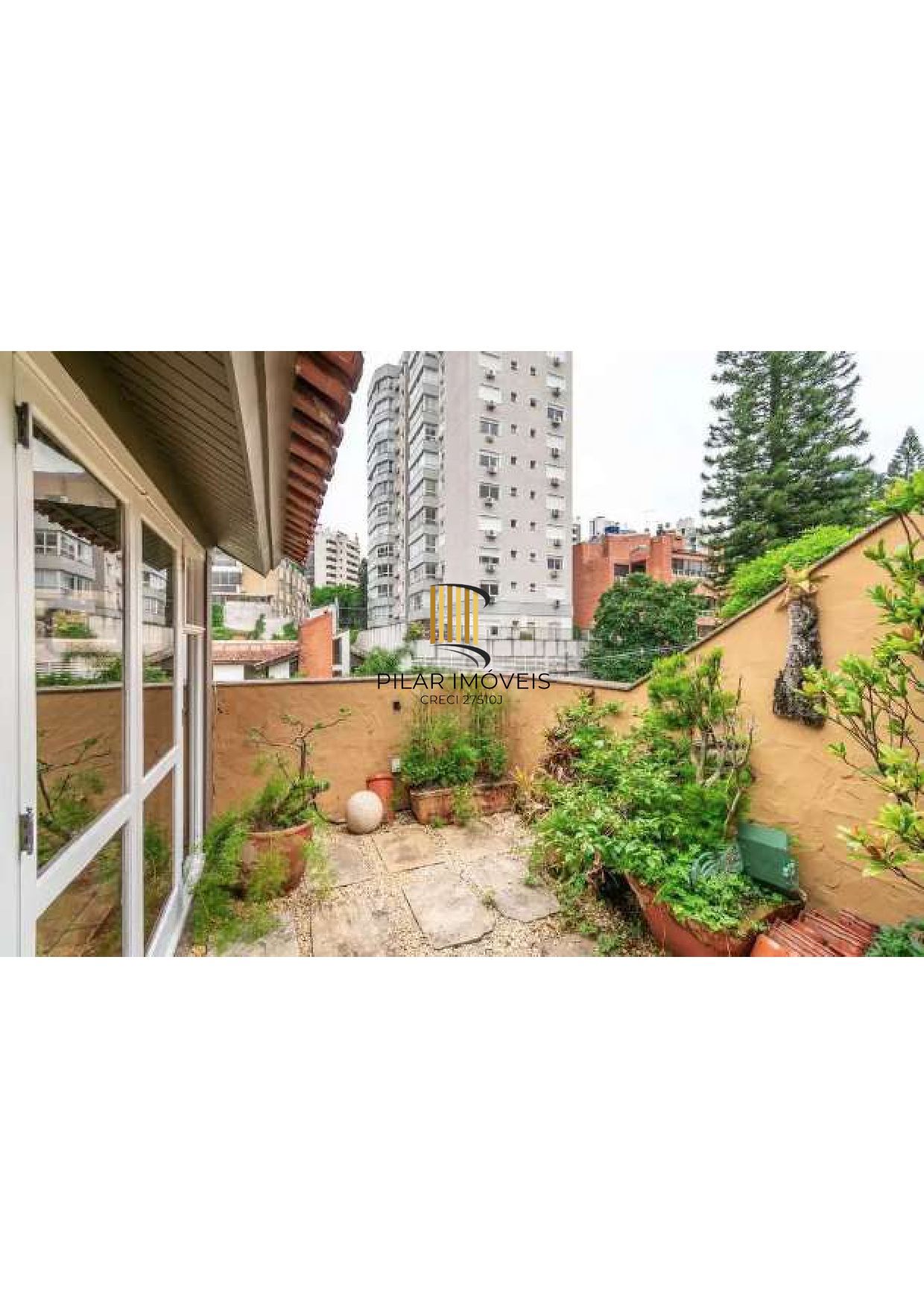 Maravilhosa cobertura duplex tipo casa suspensa no coração do Bela Vista.