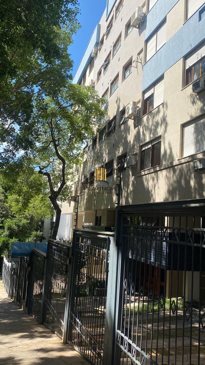 Apartamento a venda Semi mobiliado 3 dormitórios bairro Rio Branco.