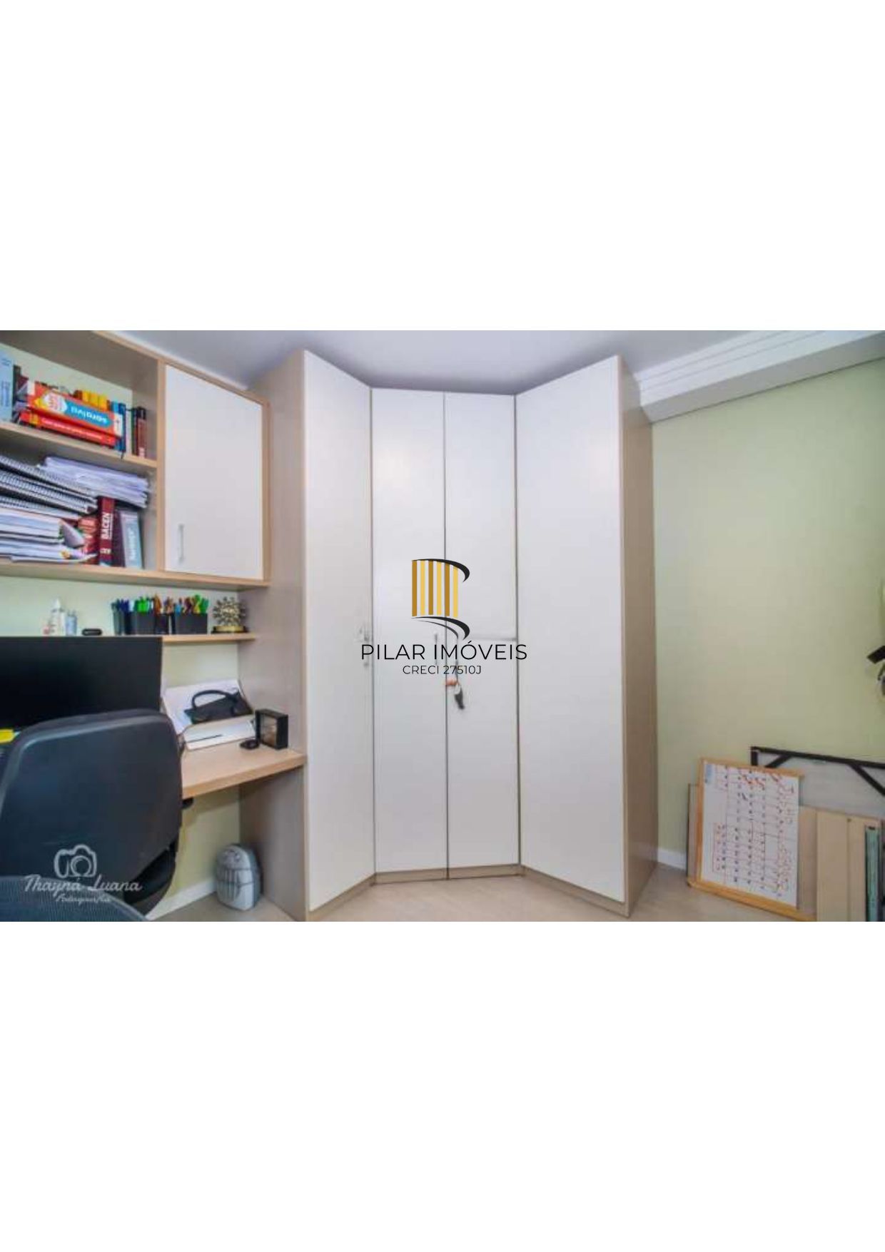 Semi mobiliado. Proximo ao zaffari da Carazinho.