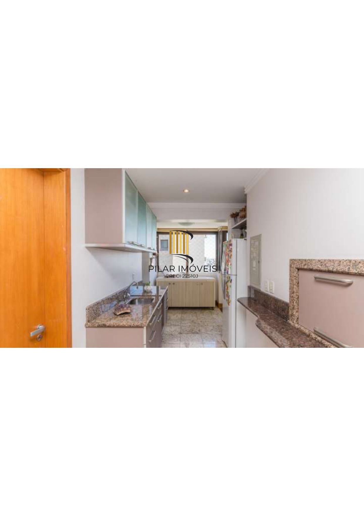 Cobertura duplex nos altos do Rio Branco.