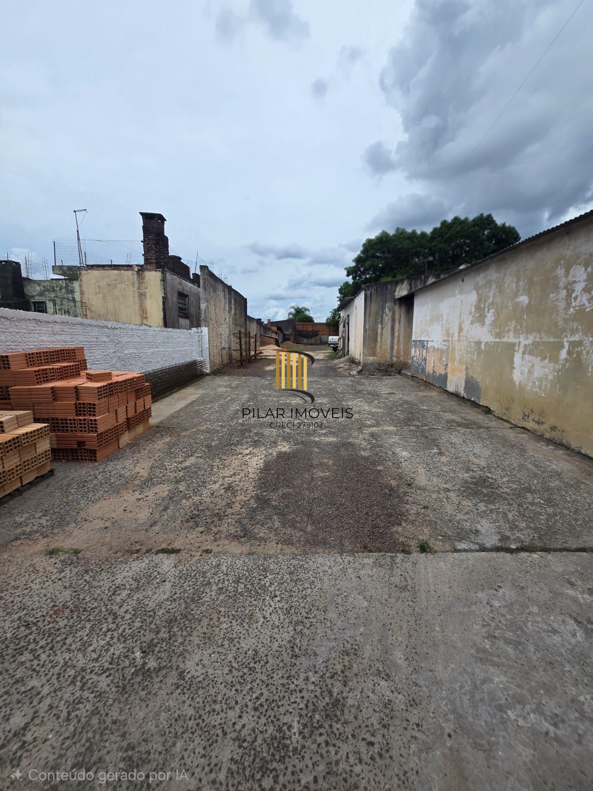 Casa com 2 dormitórios por R$ 2.200.000,00 na Av. Tamandaré nº 1084