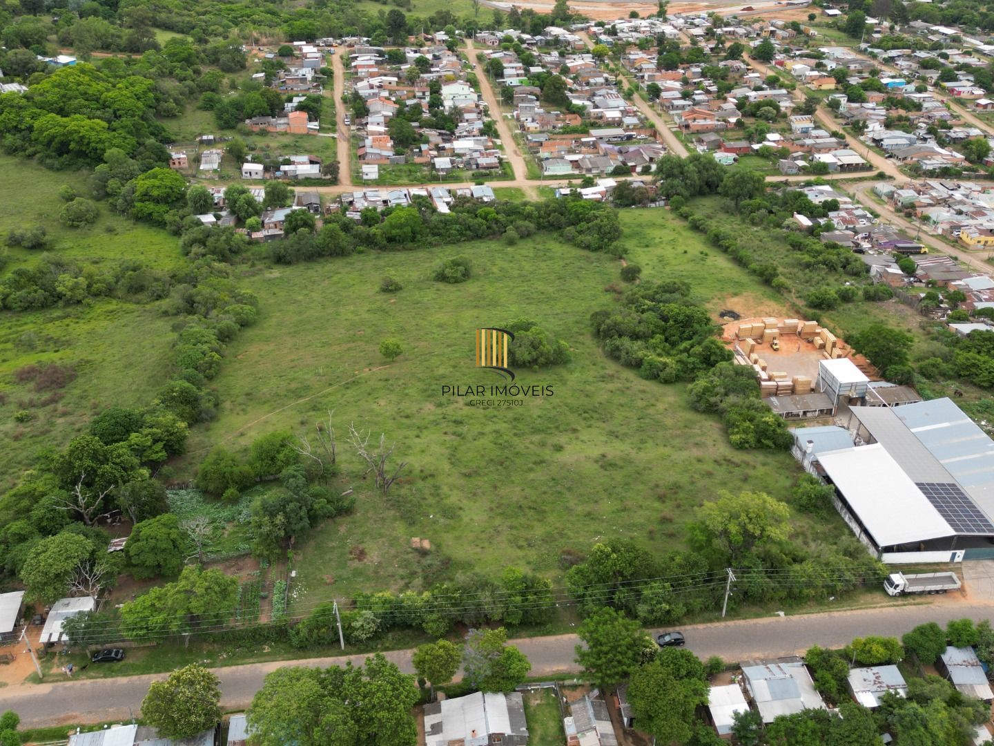 Terreno com 23.736 m² por R$ 3.000.000,00 na Av. Marechal Mallet - Prado - Santana do Livramento-RS
