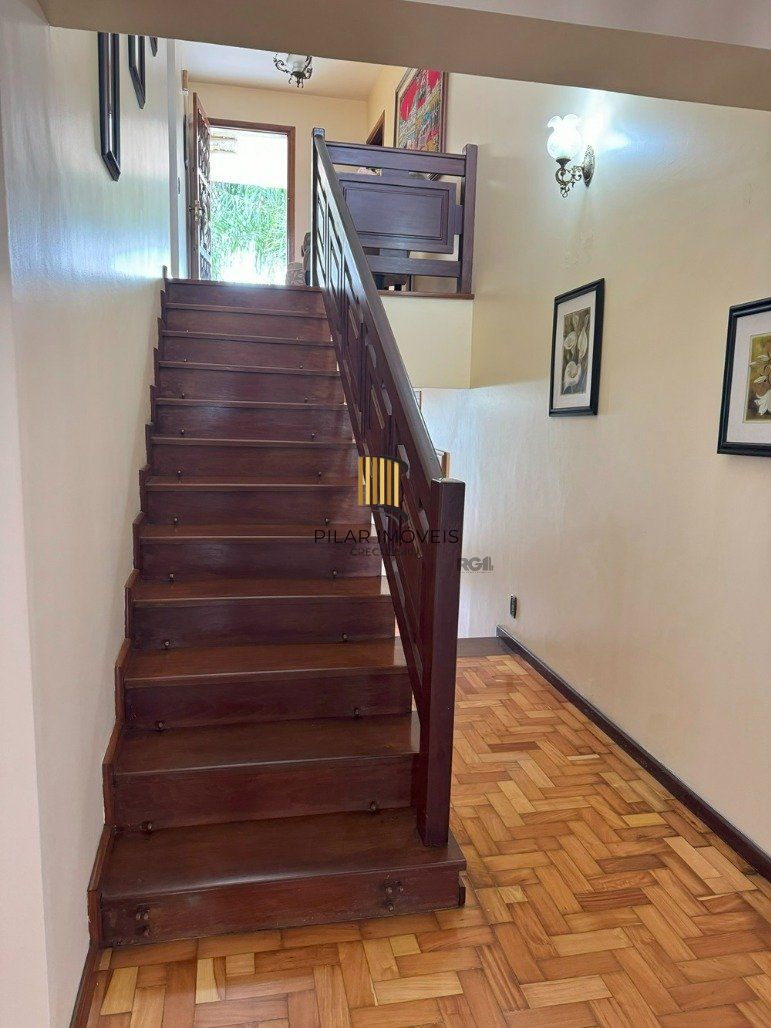 Casa com 4 dormitórios (1 sendo suíte) por R$ 2.800.000,00 na Rua Vasco Alves nº 1225- Centro- Santana do Livramento-RS