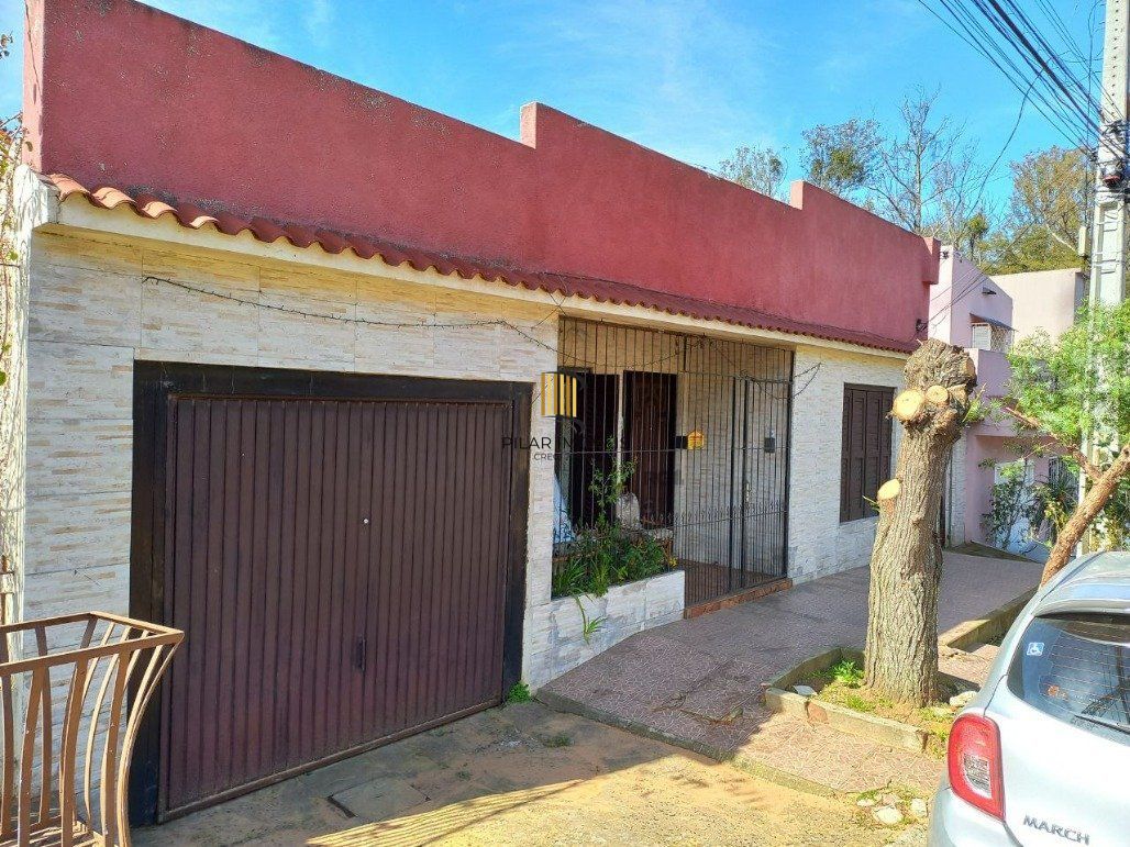 2 casas e 2 aptos próxima a Linha Divisória por R$ 1.100.000,00 na Rua Uruguai nº2290 -  Hidráulica - Santana do Livramento-RS
