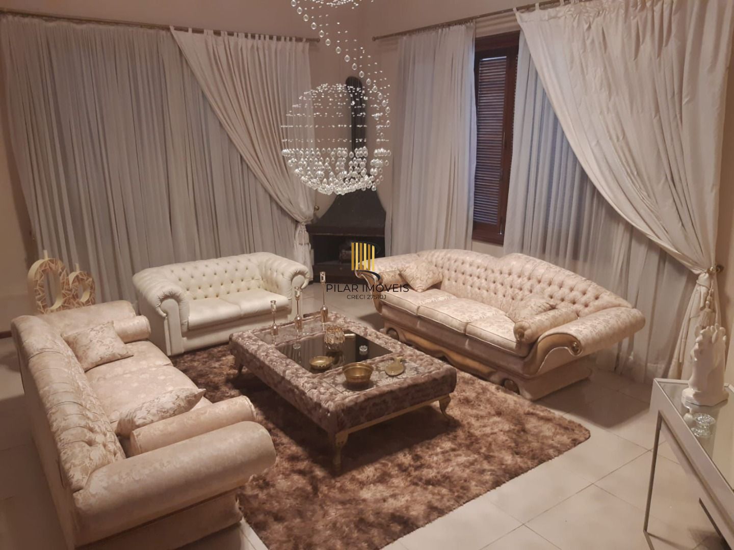 Casa com 4 dorm. por R$ 3.180.000,00 na Rua Barão do Ibirapuitã nº424- Umbu