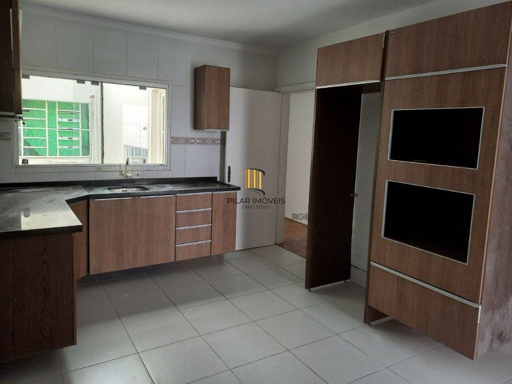 Casa com 3 dormitórios (1 sendo suíte) por R$ 850.000,00 na Rua Antônio Augusto de Azevedo nº 171- Hidráulica - Santana do Livramento - RS