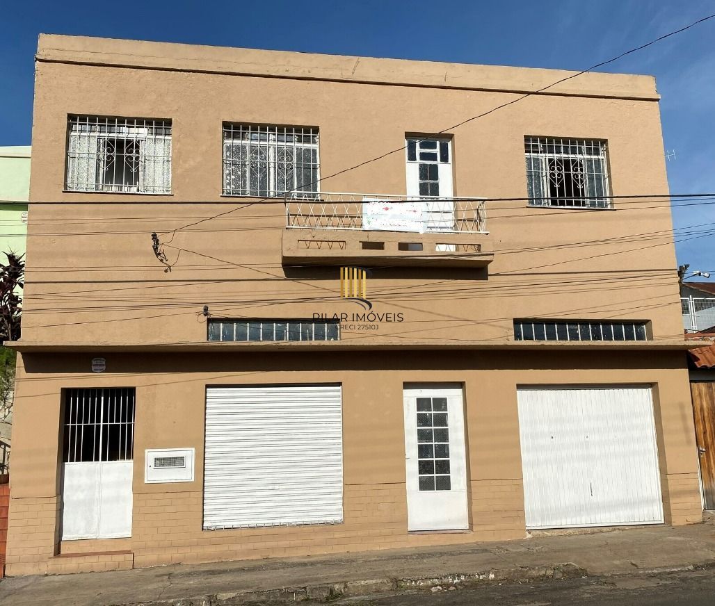 Casa com local comercial e apartamento - Centro- Santana do Livramento-RS - Pilar Imóveis