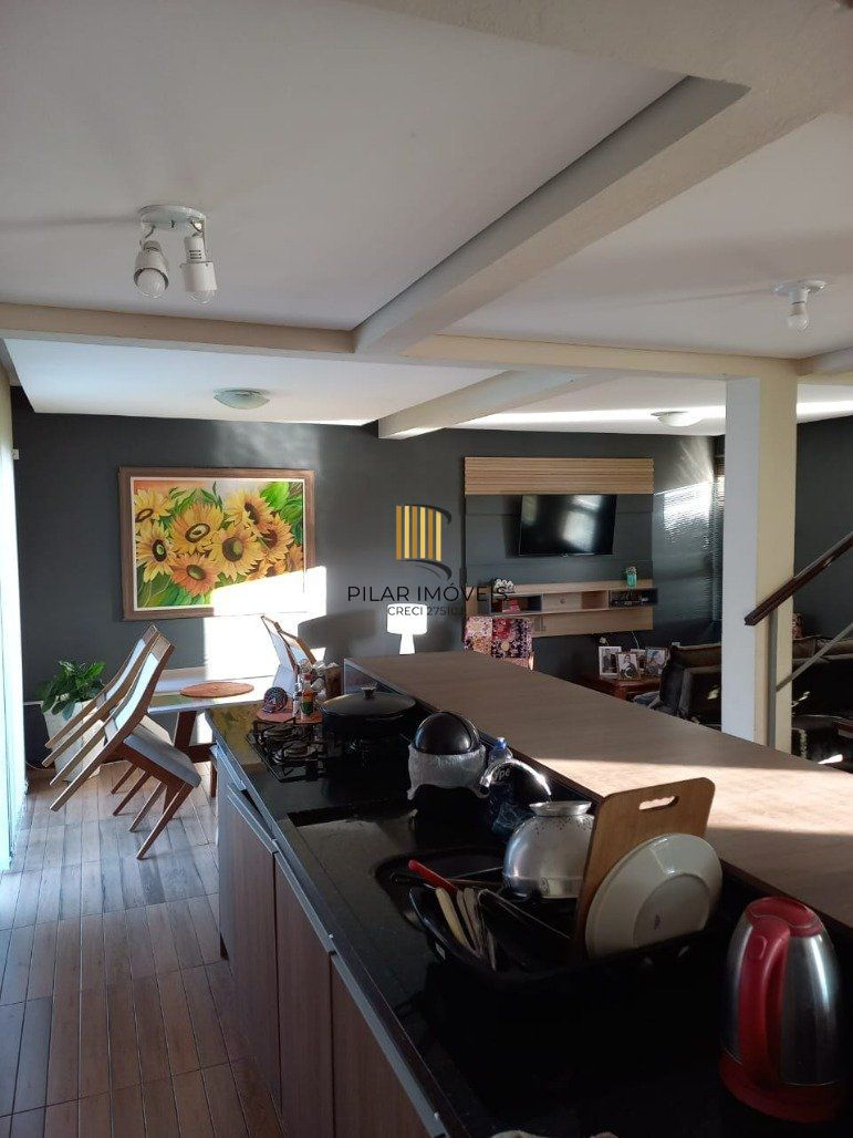 Casa com 3 dormitórios (1 sendo suíte) por R$ 700.000,00 na Av. Daltro Filho nº1659- Jardins- Santana do Livramento-RS