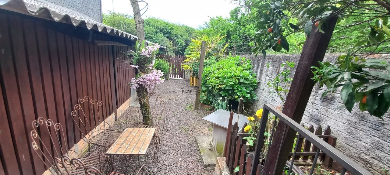 Casa com 3 dormitórios por R$ 1650.000,00 na Rua Coronel Ângelo de Mello nº418