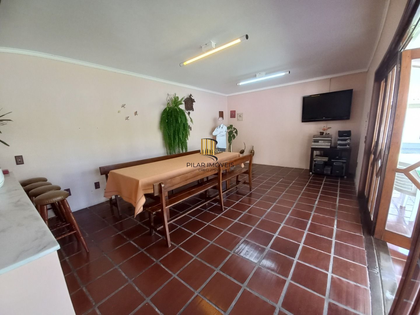 Casa com 4 dormitórios com 630 m² por R$ 3.500.000,00 na Rua Jarbas Pinheiro nº285-  Jardim Atenas- Santana do Livramento-RS