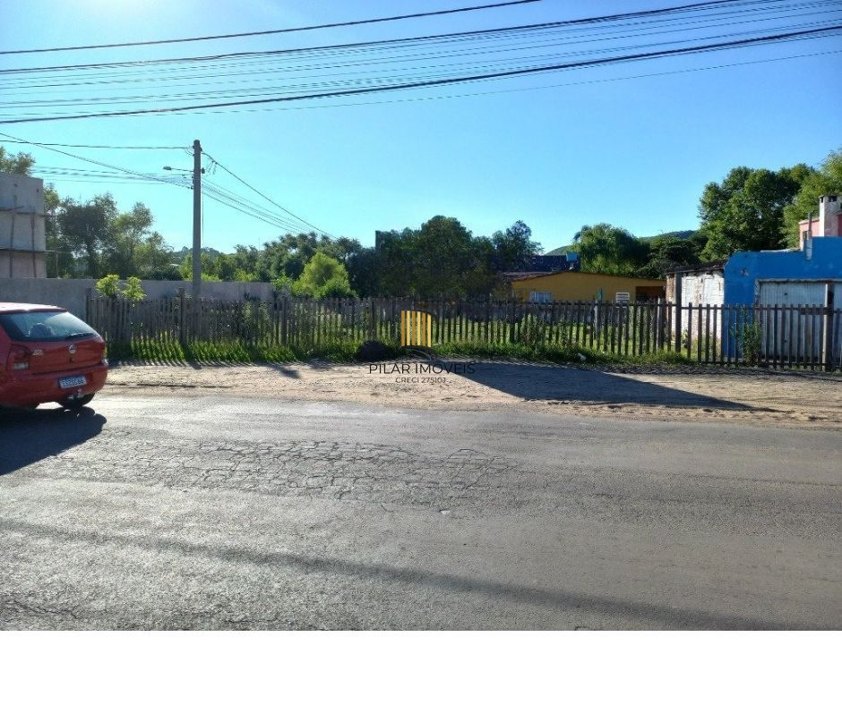 Terreno com casa por R$600.000,00 na Av. Dom Pedro II nº 2088- Wilson - Pilar Imóveis