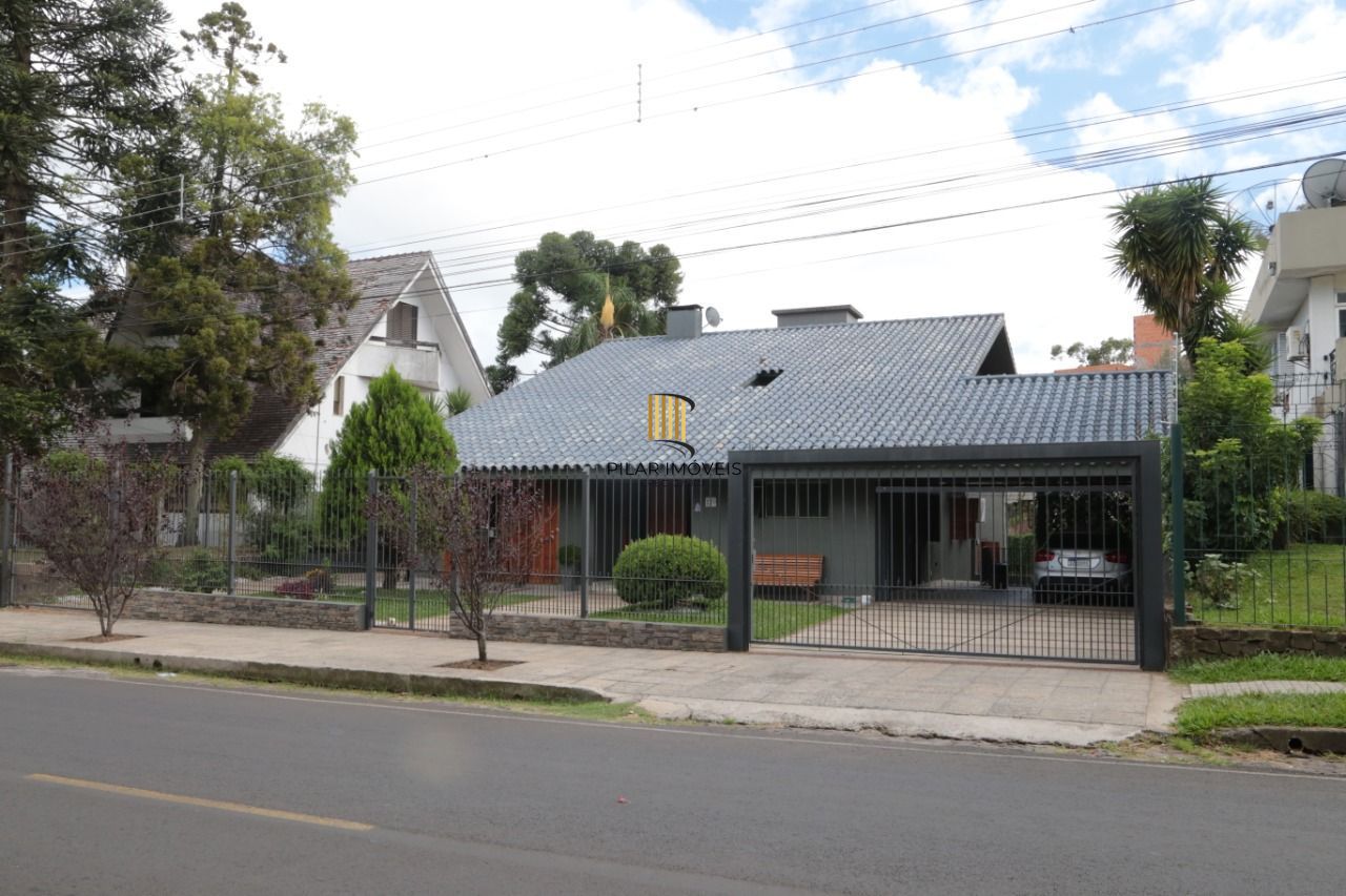 Casa com 4 dormitórios (sendo 1 suíte) R$ R$ 3.500.000,00