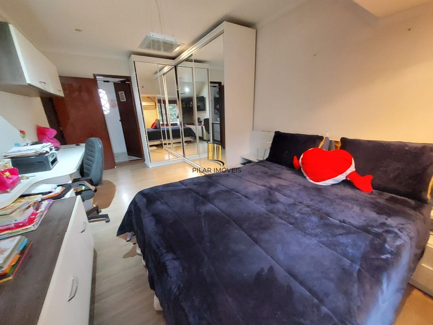 Casa com 3 dormitórios (1 sendo suíte)  por R$ 1.500.000,00 na Rua Tiradentes nº 180 - Centro - Santana do Livramento-RS